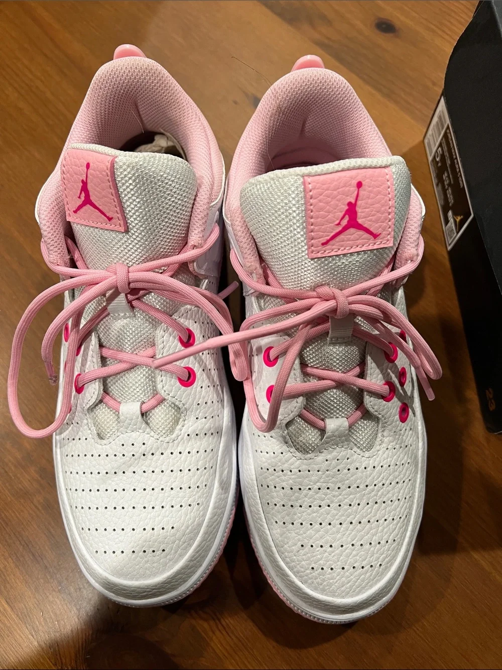 Jordan Max Aura 5 Big Girls White & Pink Sneakers